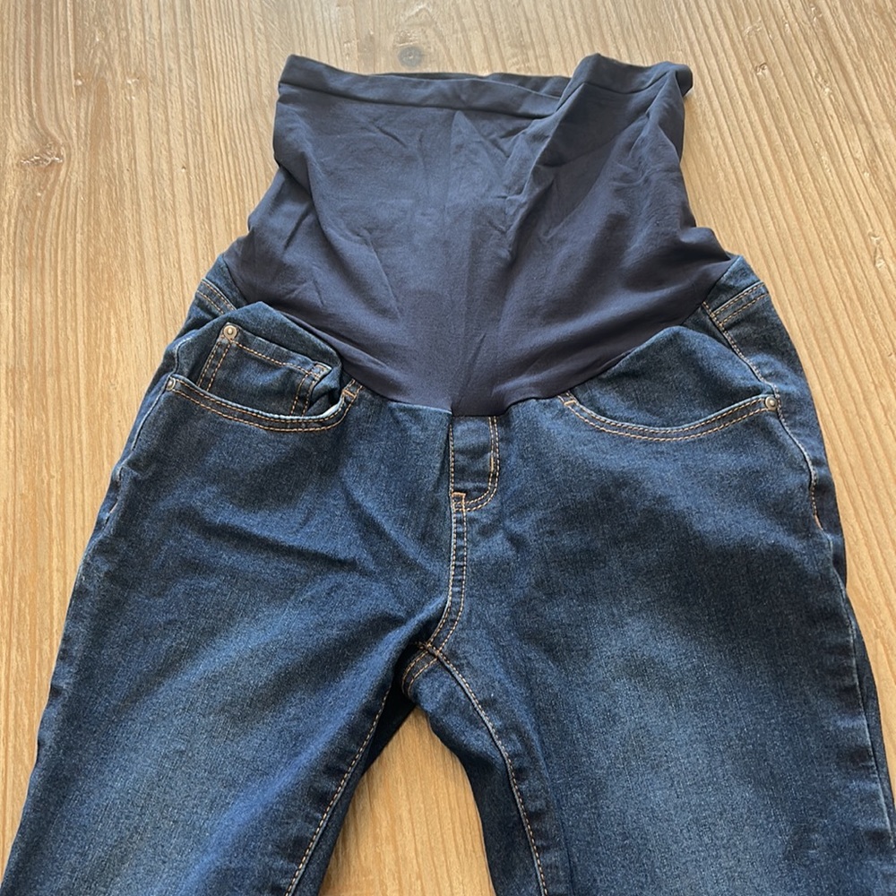 Led Luxe Essentials Denim Maternity Jeans, Size 28